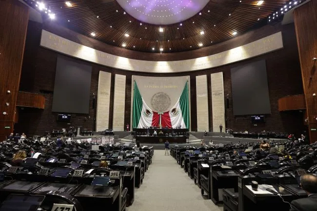 El pleno de la Cámara de Diputados aprobó las reformas sobre propiedad intelectual y falsificación y las remitió al Ejecutivo.